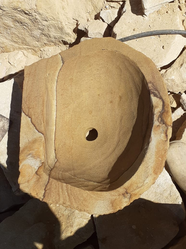 Miniatura: Lavamanos en piedra natural mollejon 