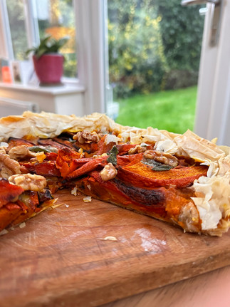 profile of the inside of a squash and gorgonzola tart