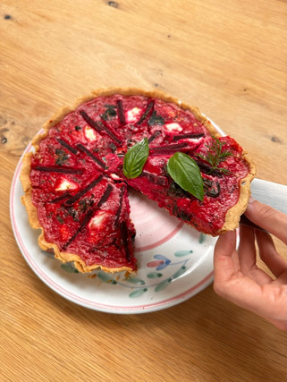 Beetroot, basil and goat's cheese quiche