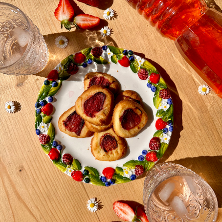 Lemon & Strawberry Biscuits with Strawberry & Elderflower Cordial