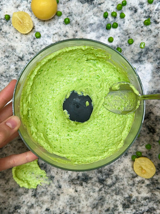 pea and ricotta dip