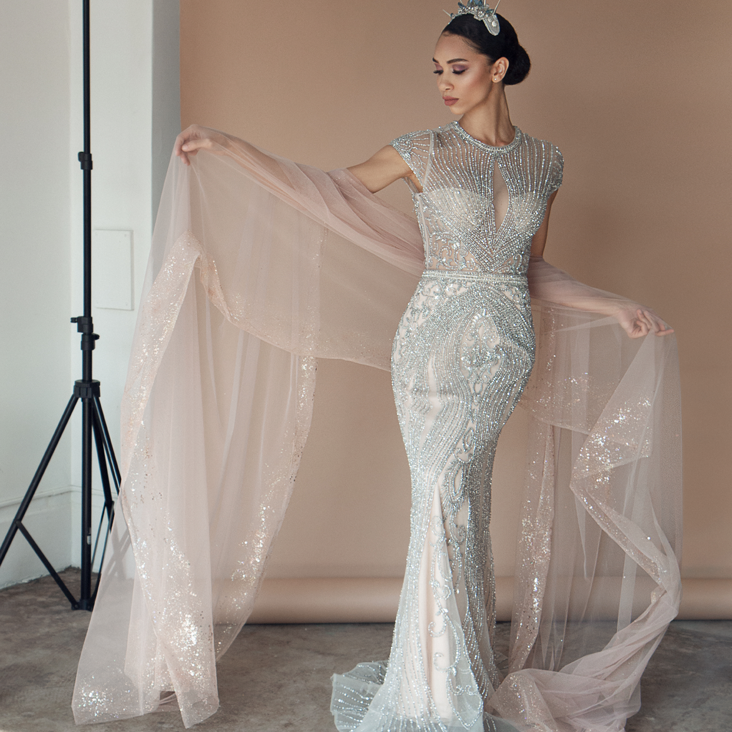 TRINITY Glitter Veil Wrap