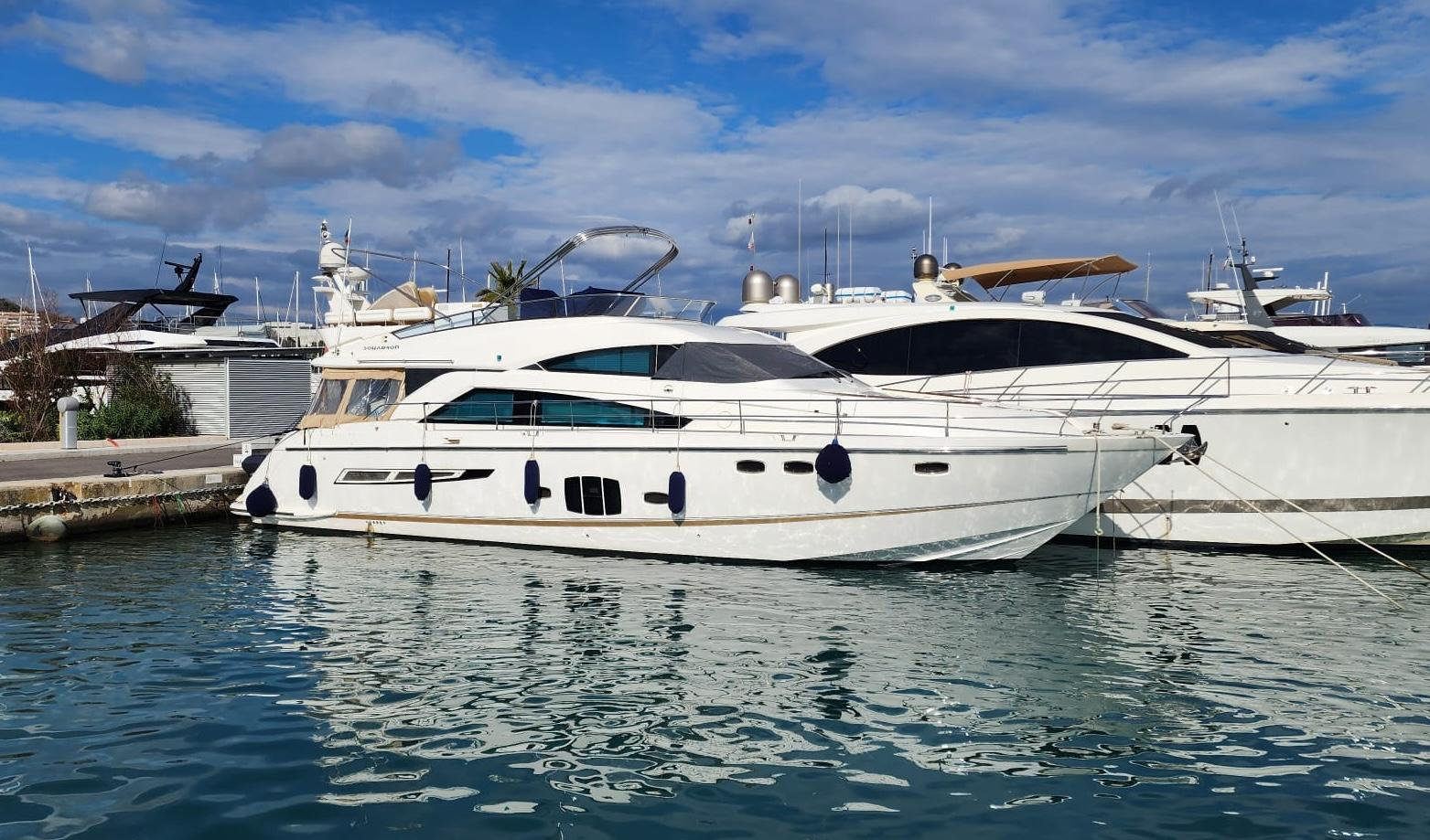 Fairline Squadron 55 · 2009 in vendita in Liguria e Genova — foto 1
