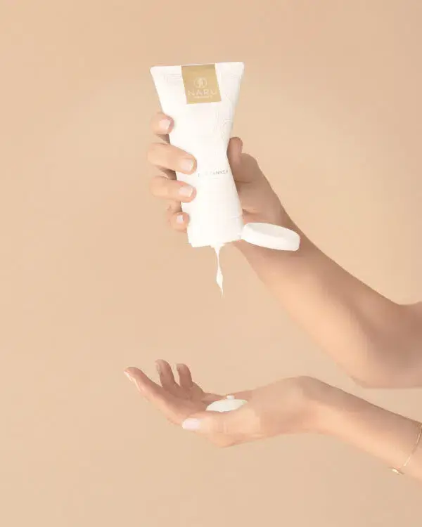 studio-zak - packaging - design - naru - organics - self - tan