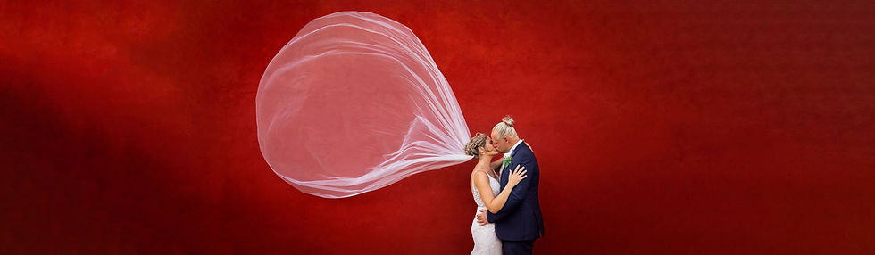 The best wedding photographers in York and Hull. A stunning award winning wedding photograph capturing unposed wedding photography across East Yorkshire and the uk