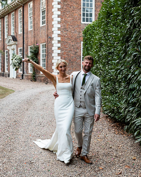 Camblesforth Hall Wedding Photographer (67).jpg