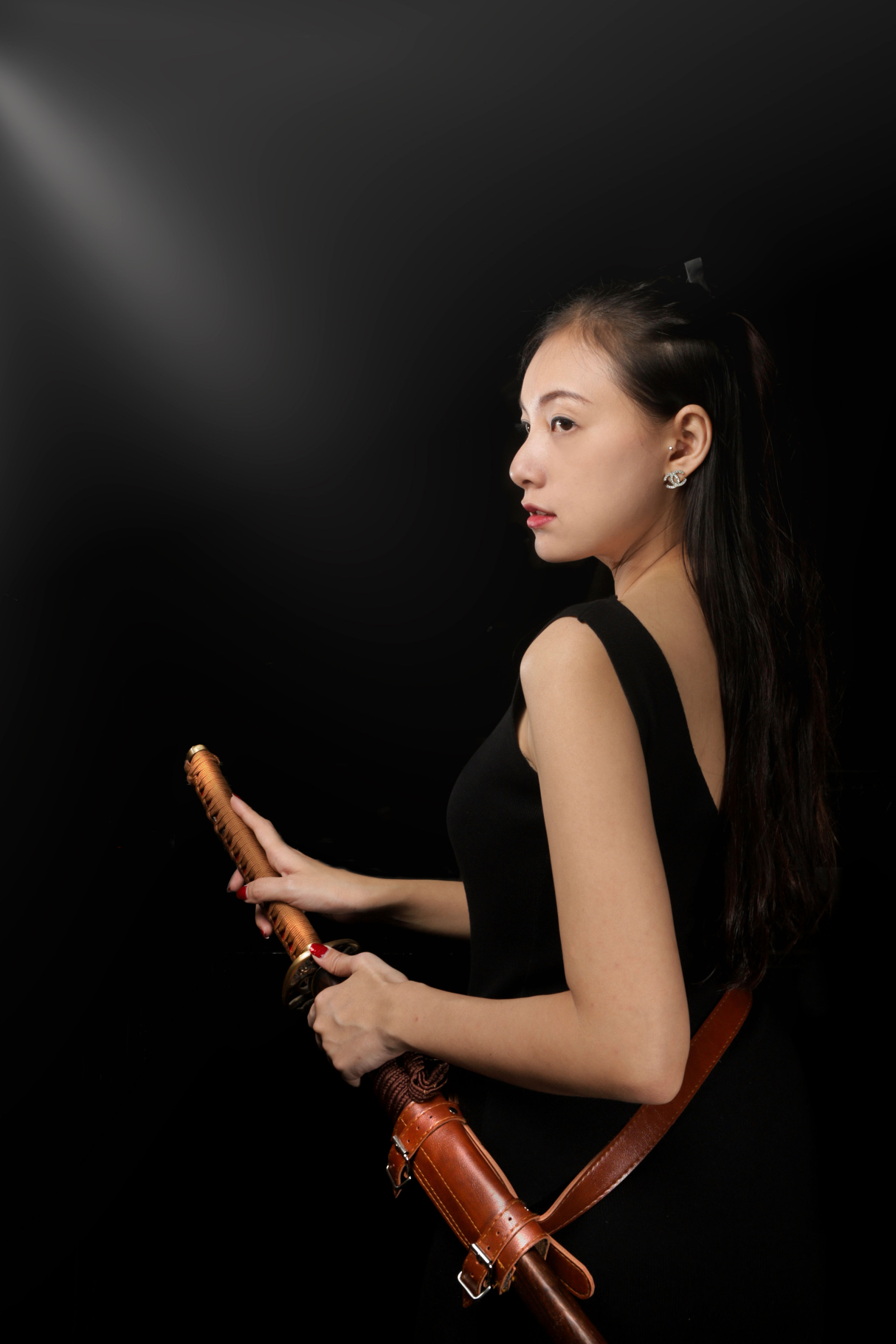 คาตานะโค้งพิเศษ ฝักไม้ชิงชัน เหล็ก 9260