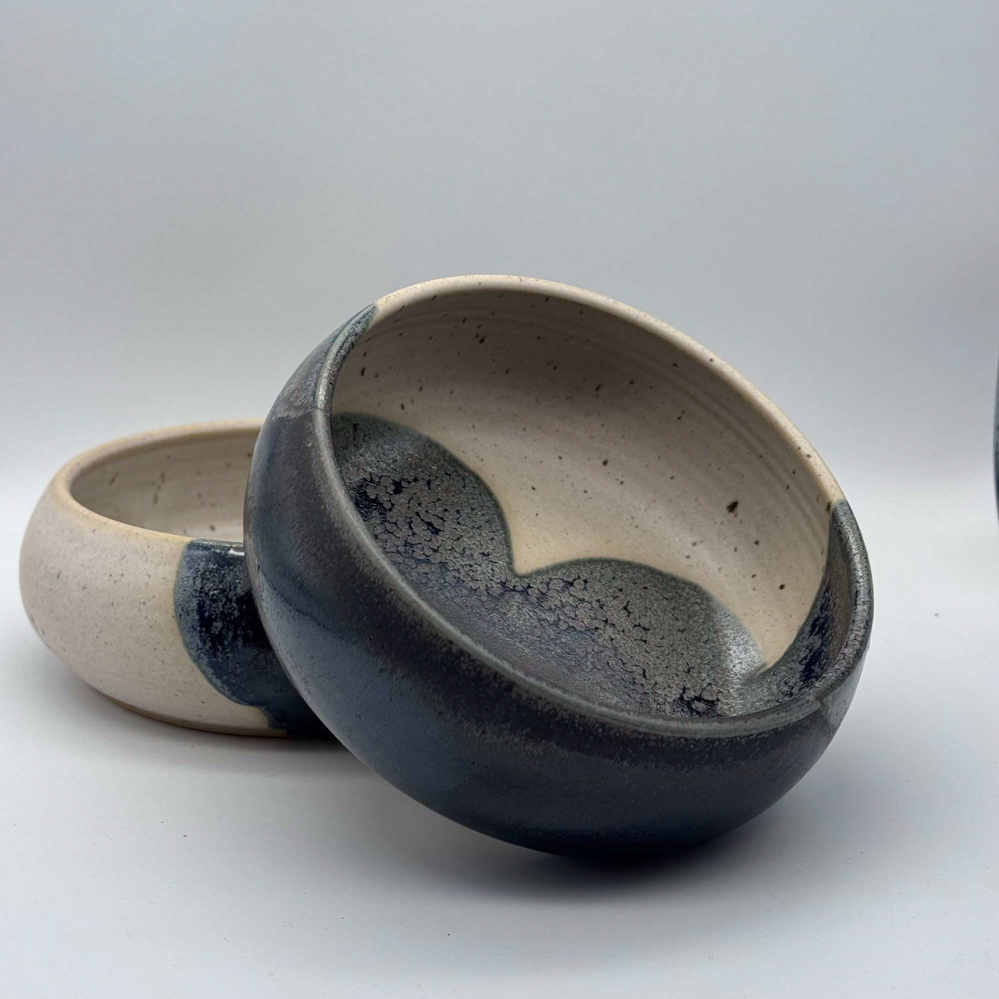 Glen Coe shallow round medium bowl