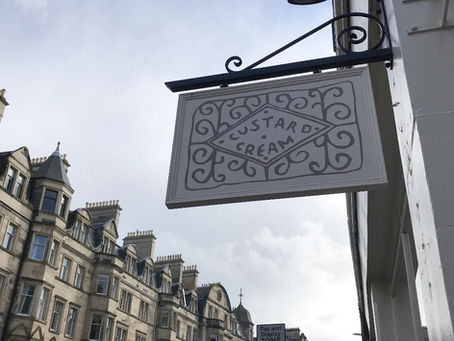 Close up Biscuit Clothing Sign in Bruntsfield, Edinburgh