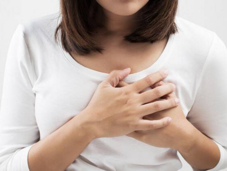 Pain In Chest? You May Be Having A Heart Attack