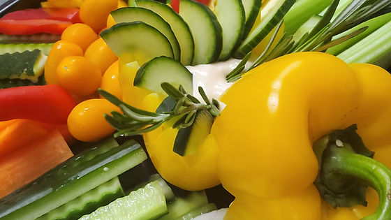 Vegetable Crudité Platter with Dips