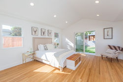 333 W SPAZIER AVE., BURBANK  91506