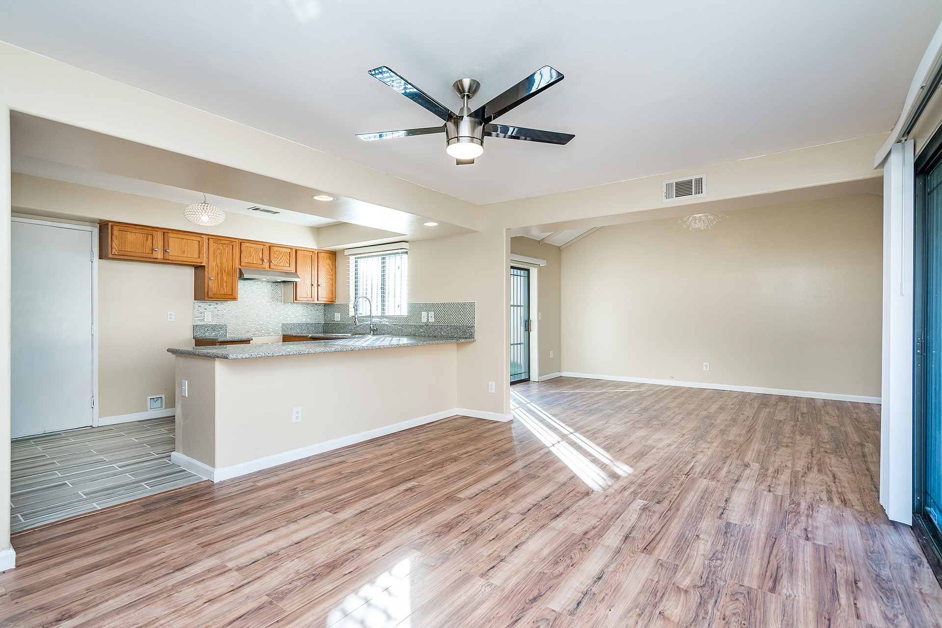 Properties calhomesrealty