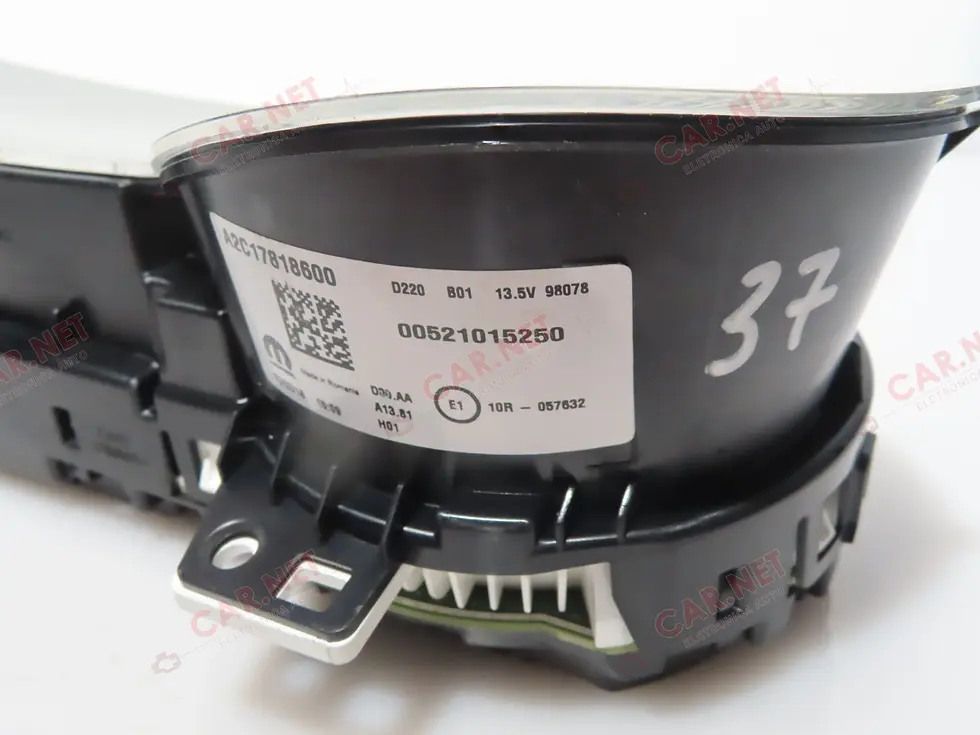 Miniature : 00521015250