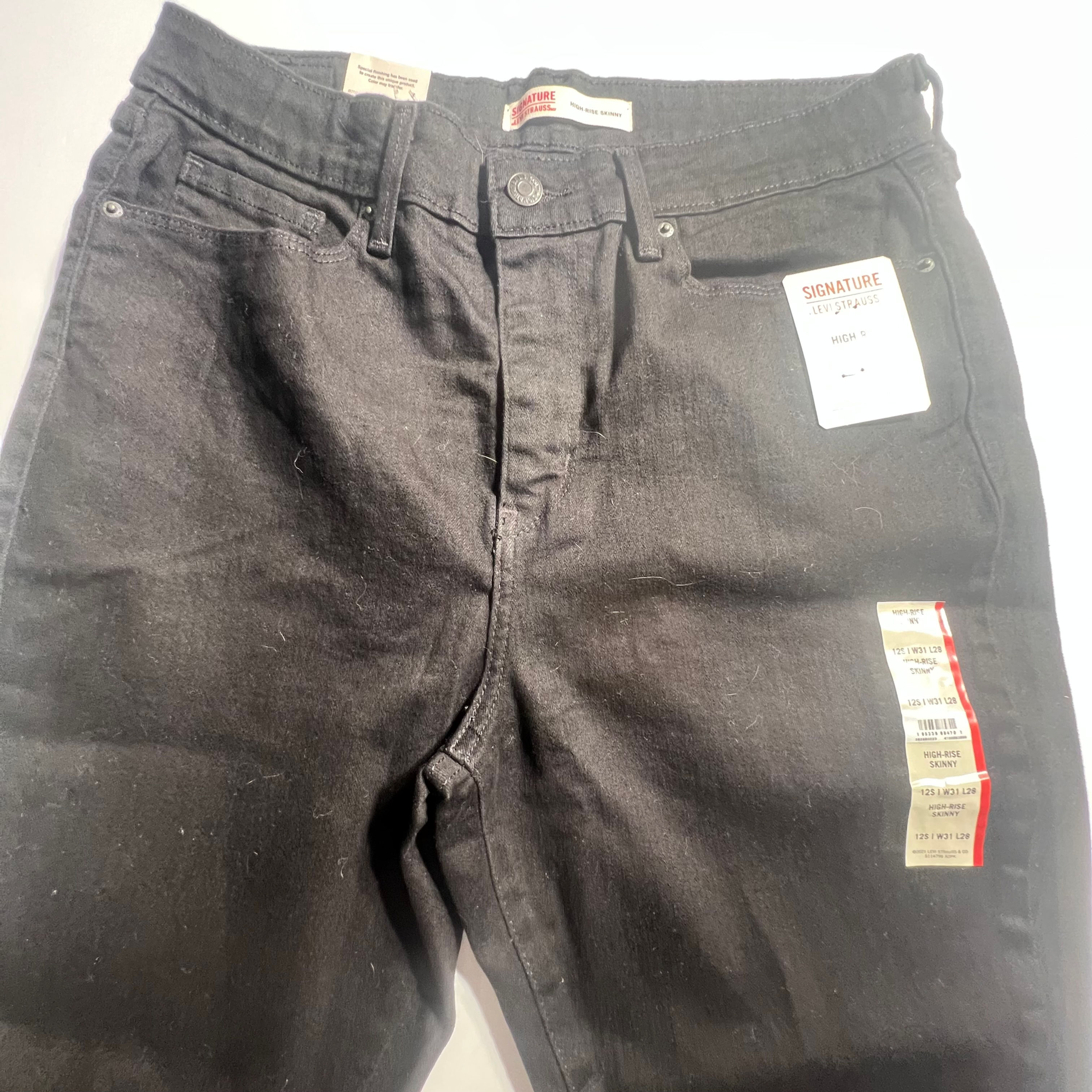 NEW WOMEN SIGNATURE LEVI STRAUSS HIGH SKINNY W31 /L28     #78