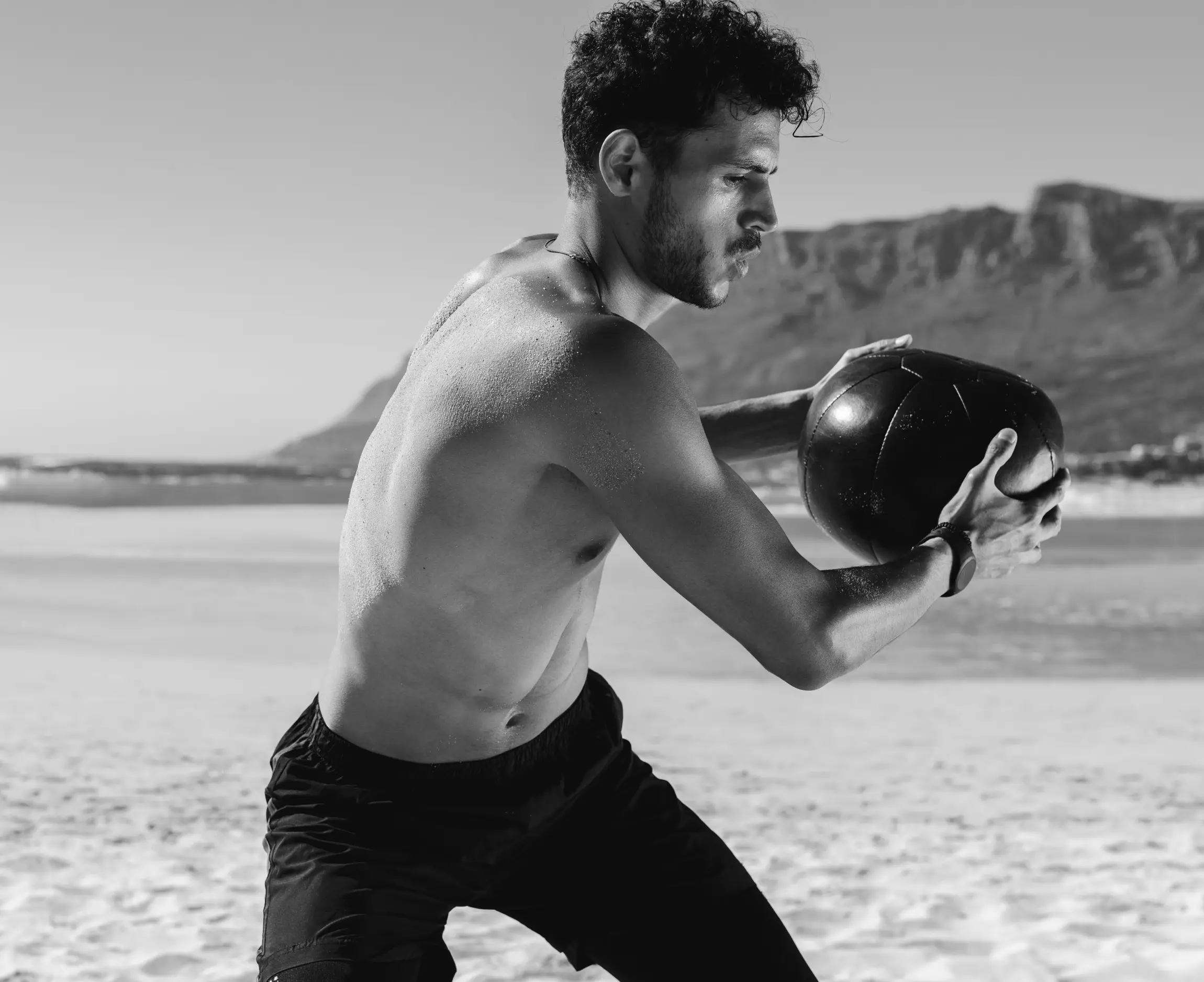 abs-with-ball-workout.webp