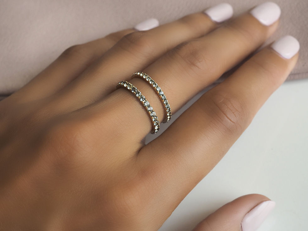Thumbnail: Light Teal Sapphire Band