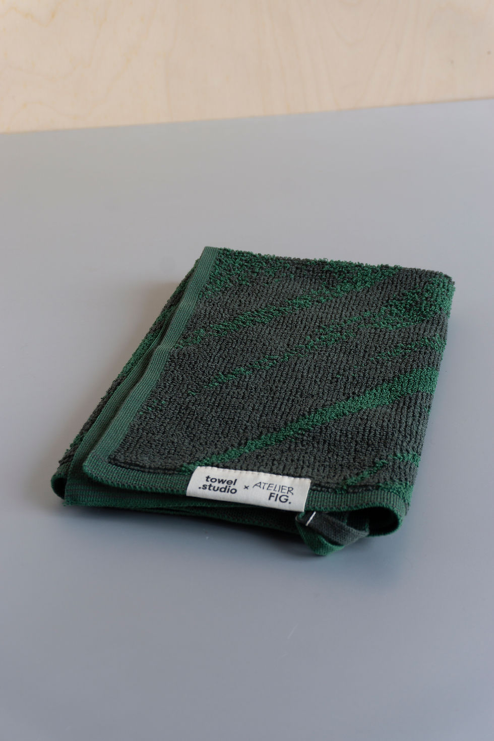 Thumbnail: Fringe Guest Towel