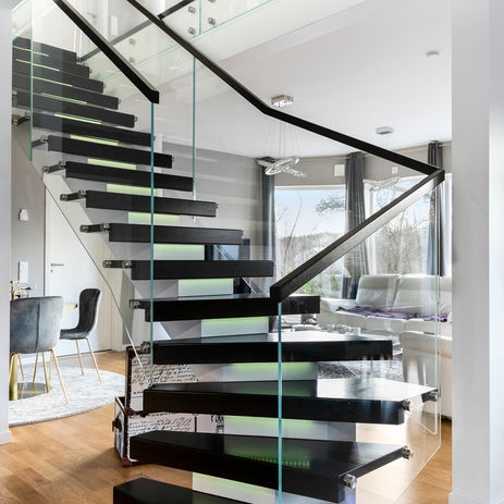 Laiptai su balkiu 5-1 - laiptadariai.lt