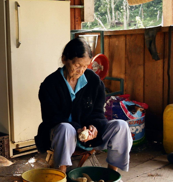 37203634_1874019552618752_48667024589963