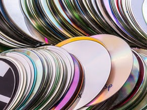 WHY DO DVDS BECOME CORRUPTED OR UNPLAYABLE?