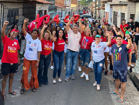 Honorato Fernandes reúne apoiadores em panfletagem no bairro de Santa Cruz