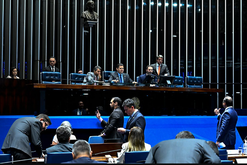 Plenário analisa PEC dos agentes de saúde nesta terça