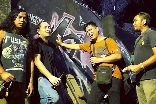 NATAL CLEFT: Se une a Sliptrick Records