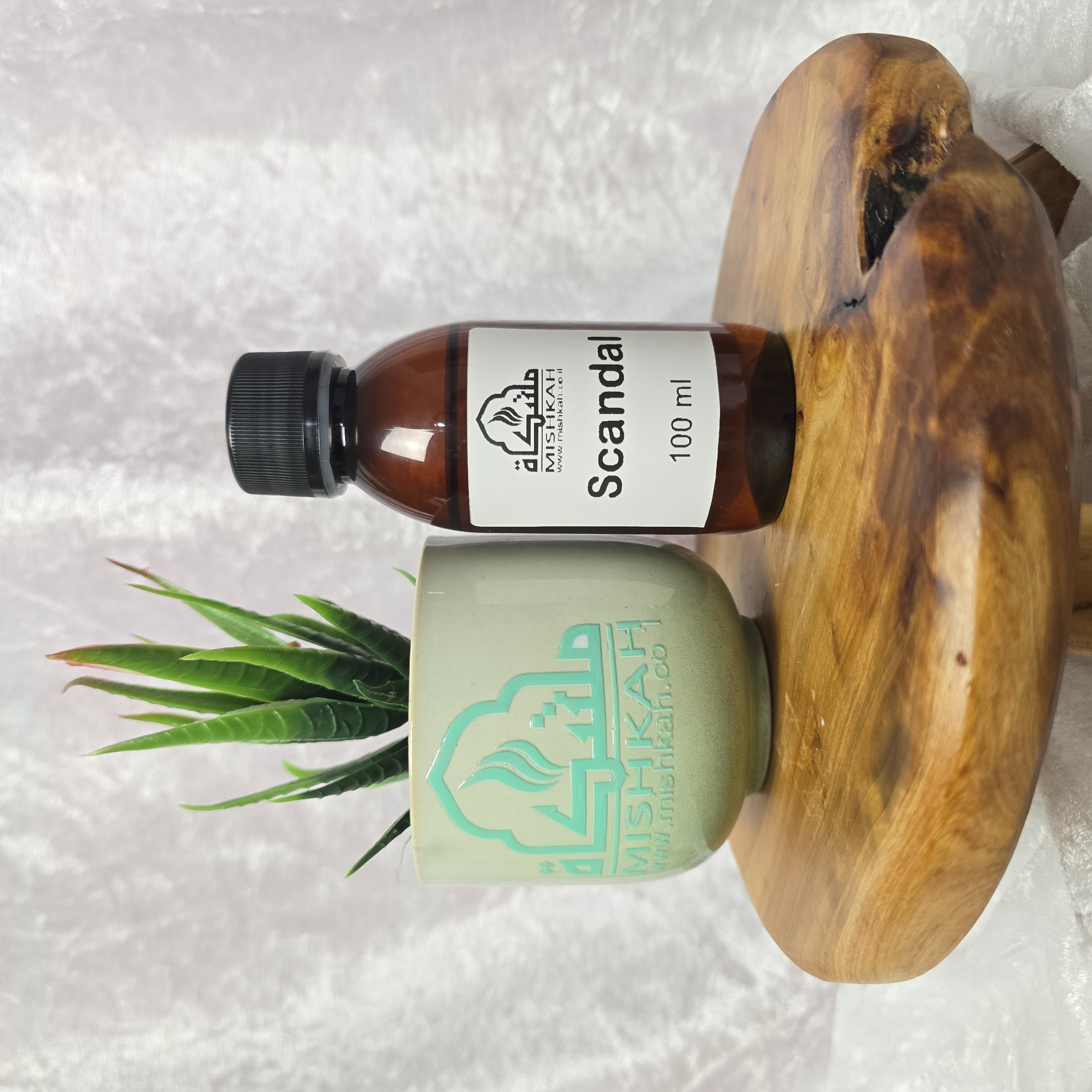 Scandal عطر سكاندل