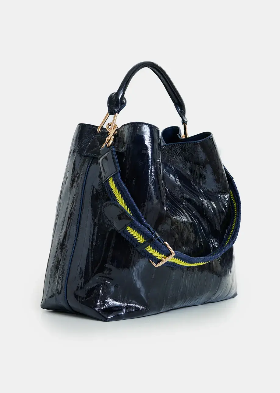 Thumbnail: Marineblauwe shopper in craquelé met verwijderbare schouderriem JISTALO-NV29