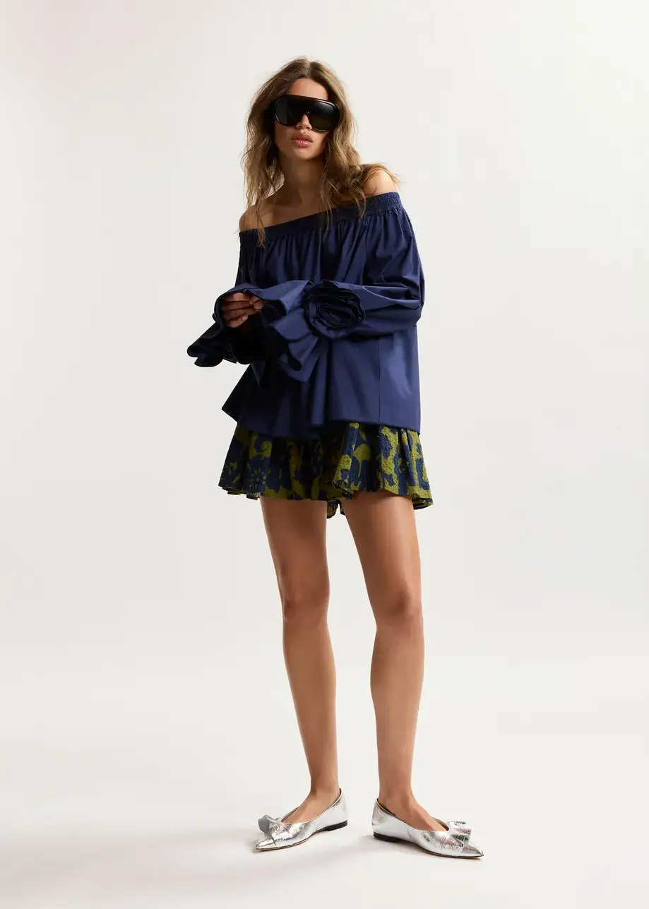Thumbnail: Marineblauwe strapless top met rozetdetails JOFIE PB07