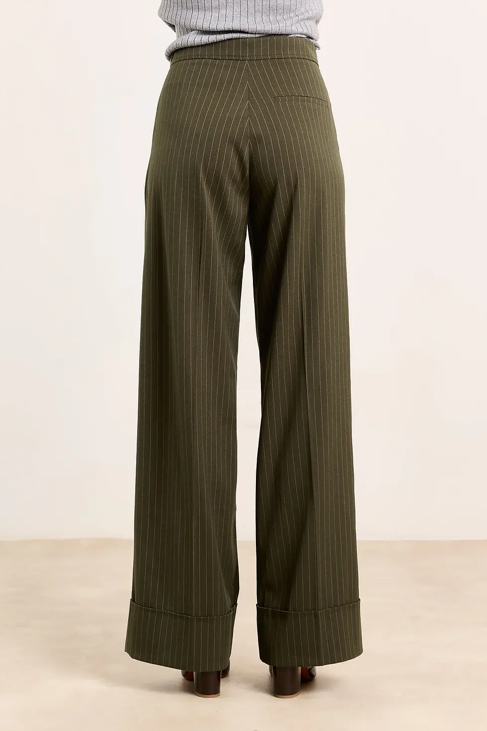 Thumbnail: FREDDIE Straight pants met krijtstreep Military Green