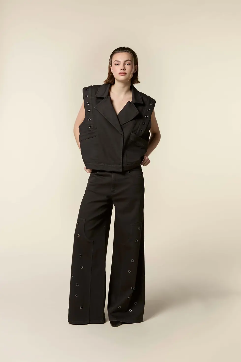 Thumbnail: PALAZZO Jeans With Big Eyelets Dark Brown H-CW26M19
