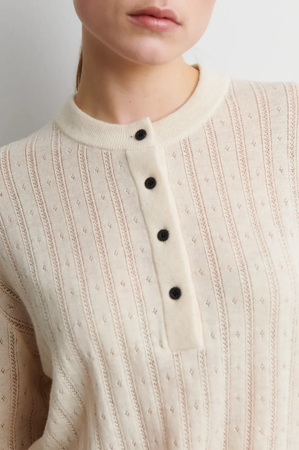 Thumbnail: JAMIA Knit O-Neck Egret 61049