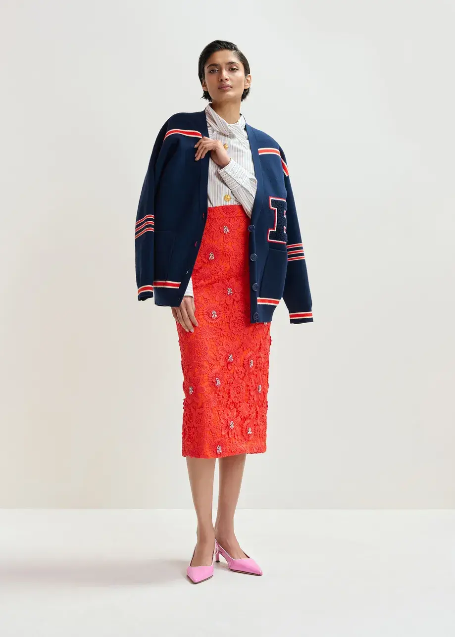 Thumbnail: Marineblauwe cardigan met rode strepen en appliqué JIGAN-J1CN