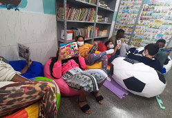 Biblioteca em PLENO VAPOR