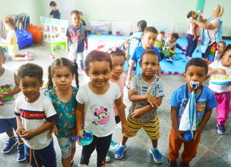 Os desafios daadaptacão de crianças, famílias e colaboradores