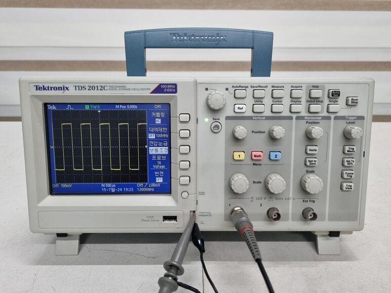 Tektronix TDS2012C 100MHz 2GS/s Oscilloscope