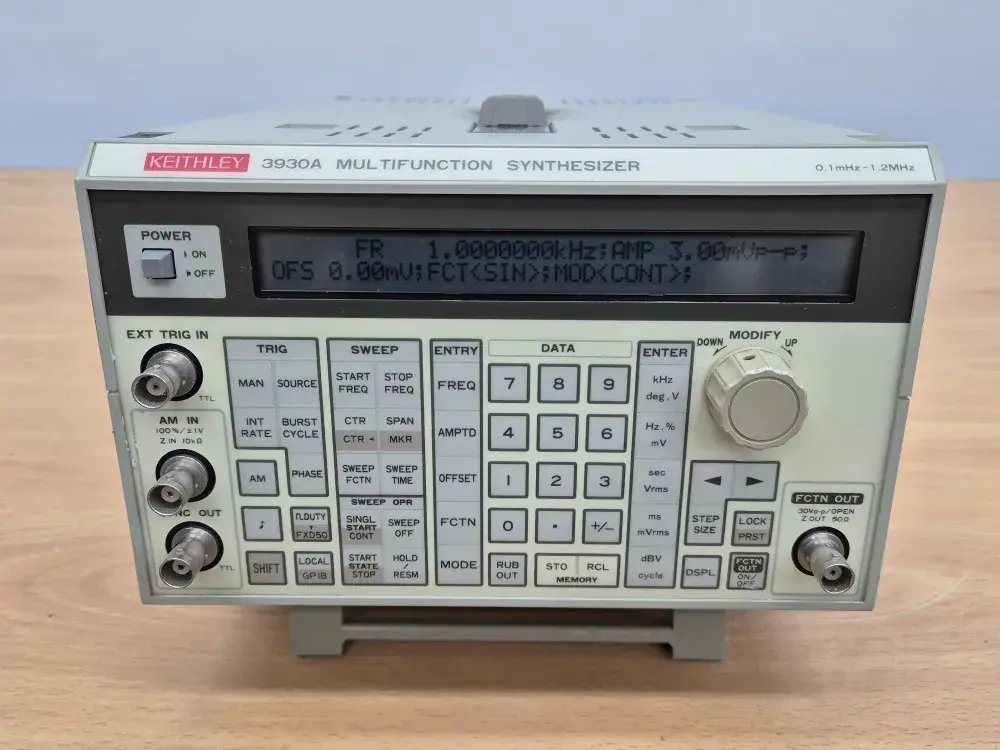 KEITHLEY 3930A Multifunction Synthesizer