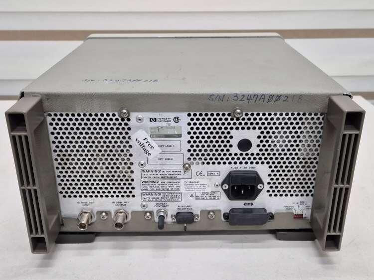 Thumbnail: HP 8648C 100kHz-3200MHz Signal Generator