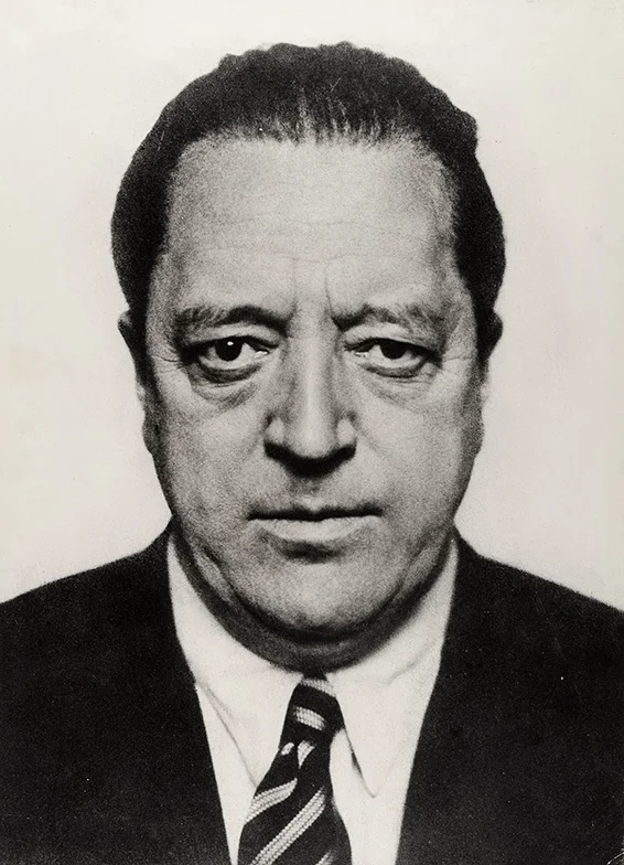Ludwig Mies van der Rohe, deutscher Architekt und Pionier der modernen Architektur