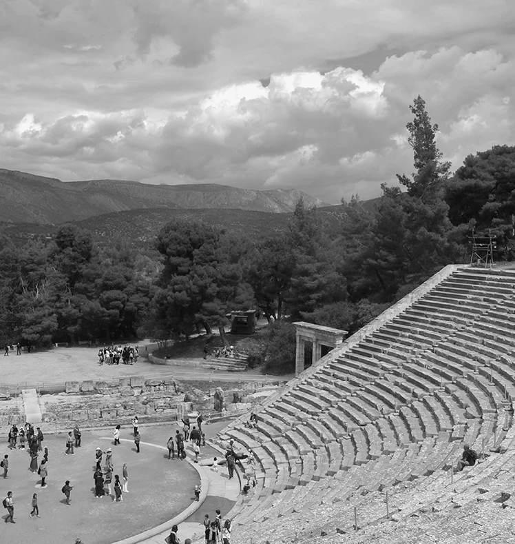 Antike Theaterbauten: Die Geburtsstätte des Bühnendesigns in der griechischen und römischen Kultur.