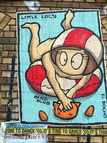 Little Lucy – El Bochos ikonische Figur aus der Berliner Street Art-Szene.