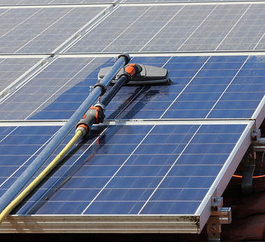 solar pannel cleaning.jpg