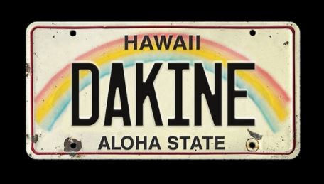 picture of a Hawaii license plate that says "dakine"
