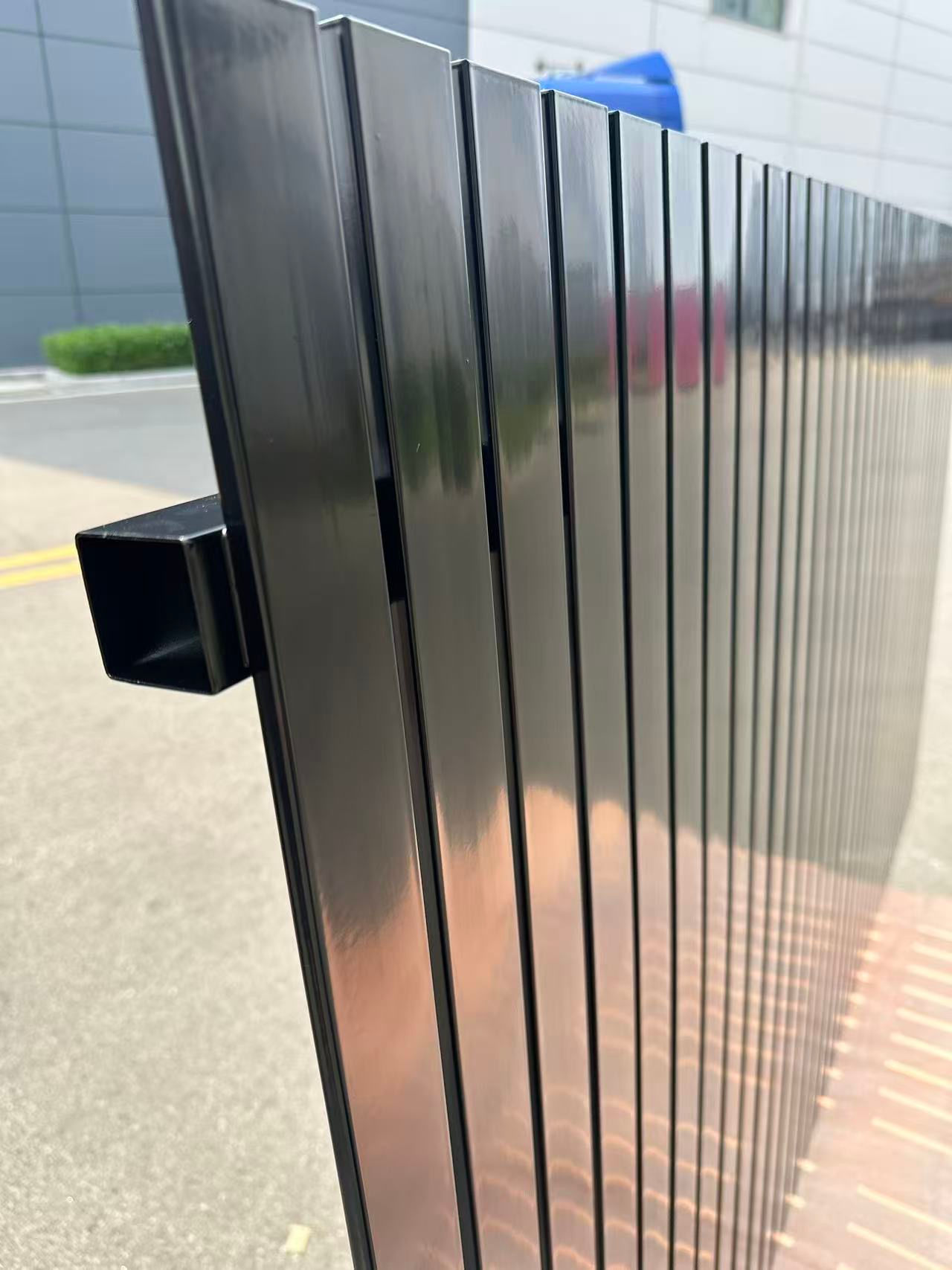 Laser-Welded Steel Flat Blade Fence Panel