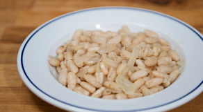 Haricots blancs à la bretonne