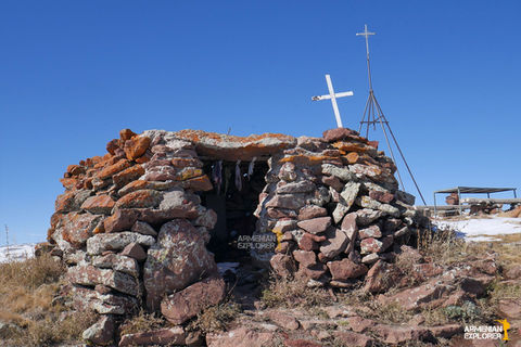 tirinkatar sacred valley, unesco world heritage sites of armenia, megalithic sites of armenia, megalithic marvels, armenia off-road tours, guide in armenia