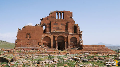 religion in armenia, armenian church, armenian architecture, yereruyk basilica