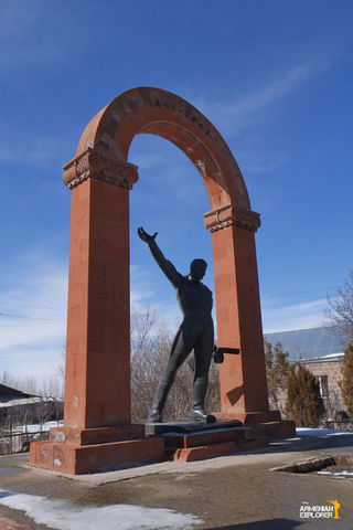 world war II memorials, second world war memorials, world war memorials in Armenia, soviet monuments in Armenia